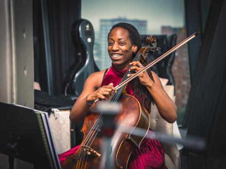 - Jay Emme - Wedding Cellist