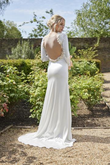 - Eve Couture London