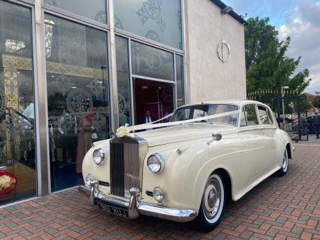 - Wedding cars for hire