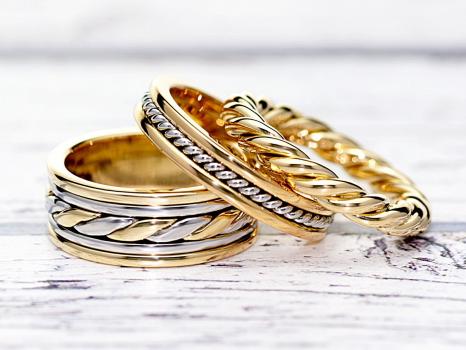 - Aurum designer-jewellers