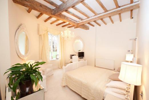 - Cockliffe House Hotel