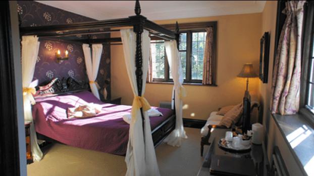 - Tudor Grange Hotel