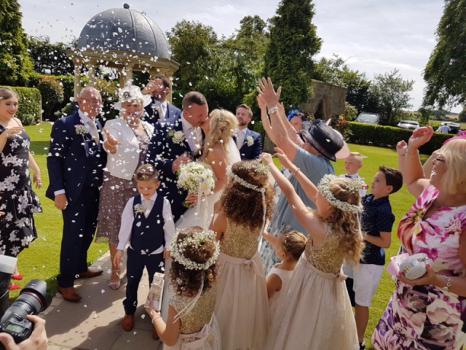 - Rogerthorpe Manor Hotel